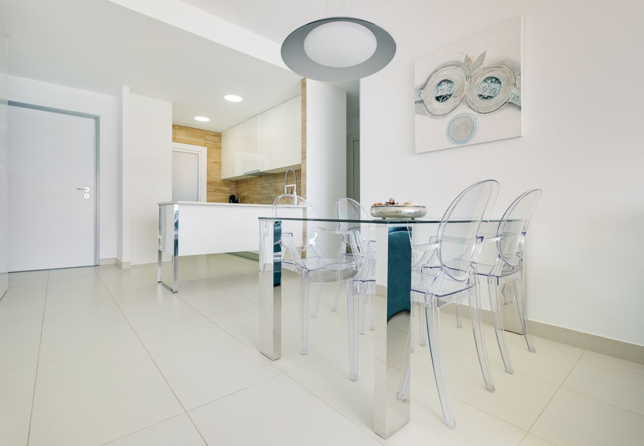 Apartament w Benidorm - DRIVE SKY 2 Bedrooms Apartments 