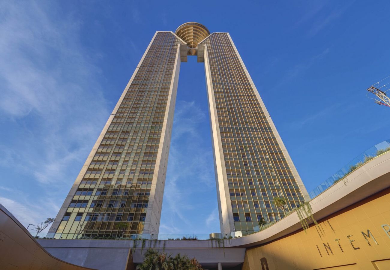 Апартаменты на Бенидорм / Benidorm - Deluxe Apartment Intempo 26C