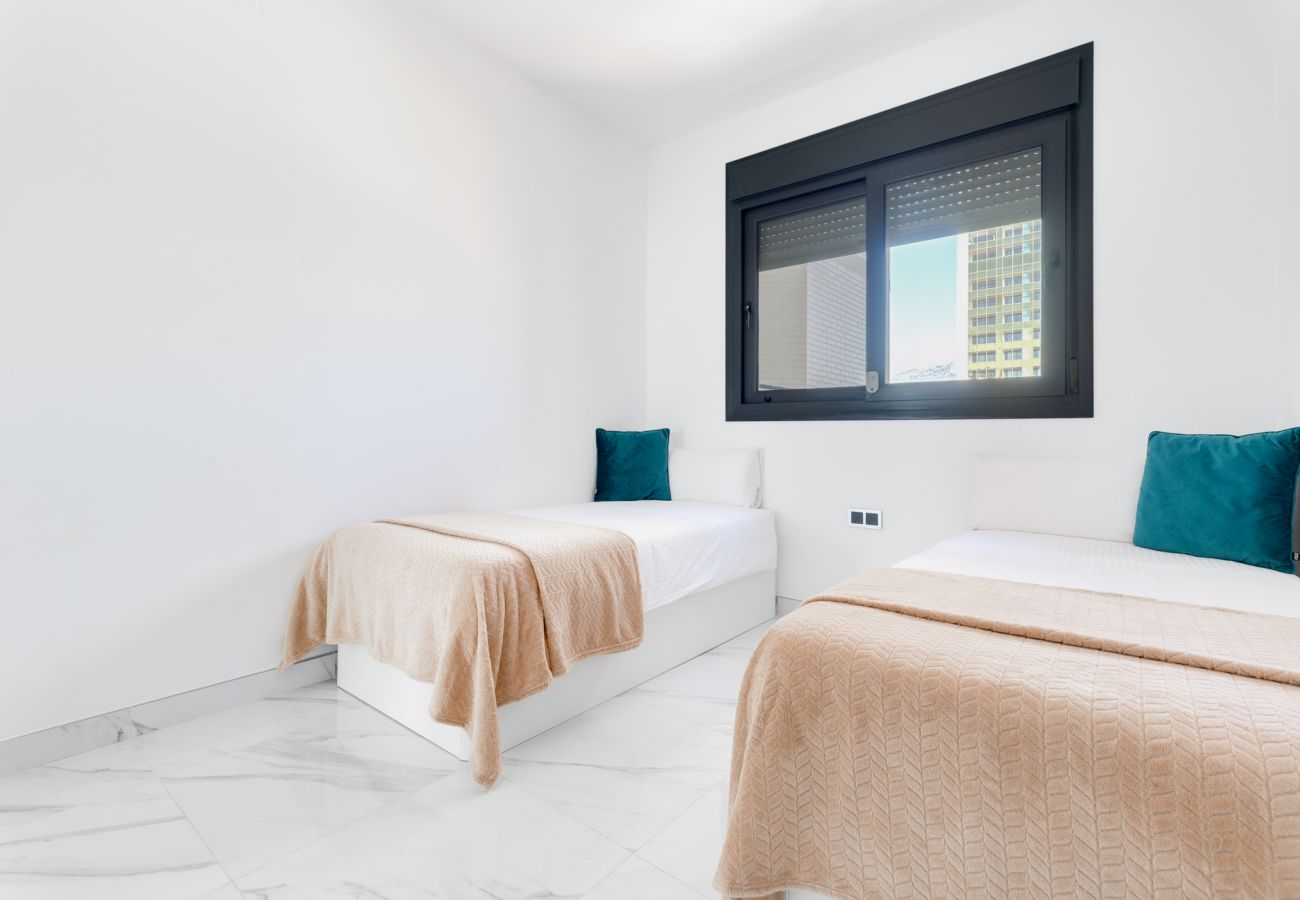 Апартаменты на Бенидорм / Benidorm - DRIVE SUN 2 Bedrooms Apartments 