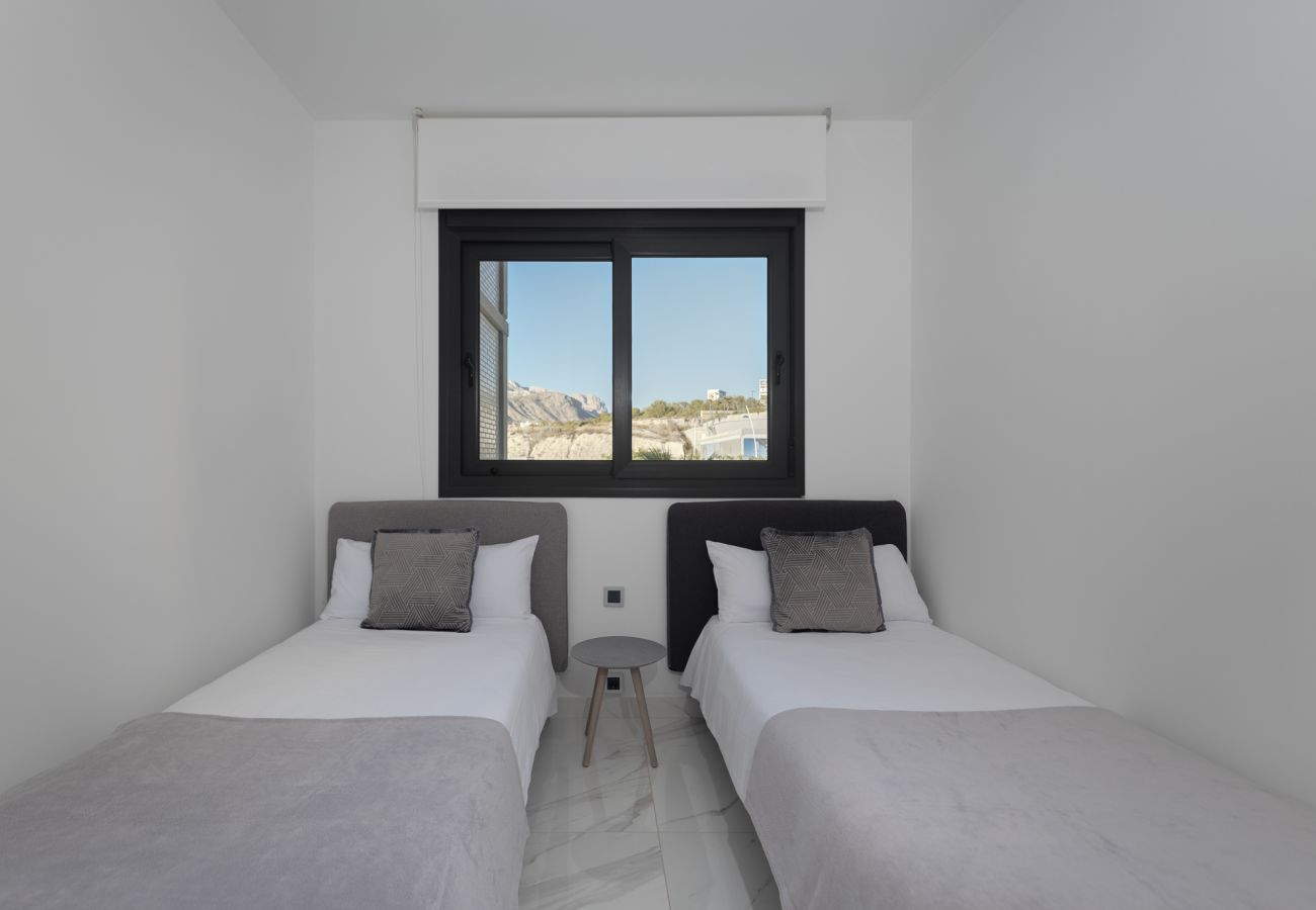 Lägenhet i Benidorm - 2 Bedrooms apartments DRIVE TWINS